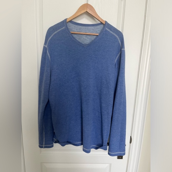 Tommy Bahama ( reversible V Neck Top) - Picture 2 of 3